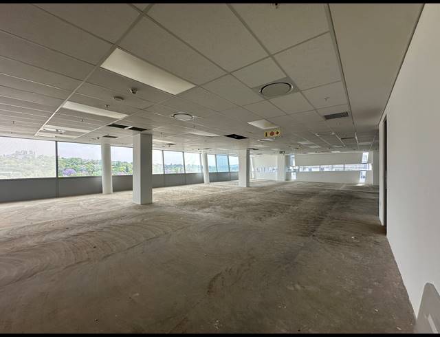 1,750M² OFFICE TO LET IN SANDTON CENTRAL